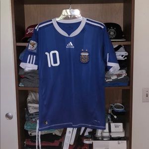 Argentina 2010 FIFA WC Messi Away Jersey